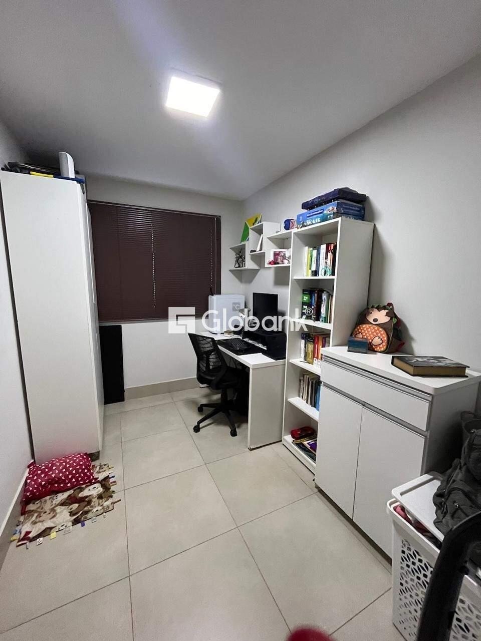Casa 3 quartos à venda Todos os Santos 165m² Montes Claros MG: DORMIT RIO PRIMEIRO PISO