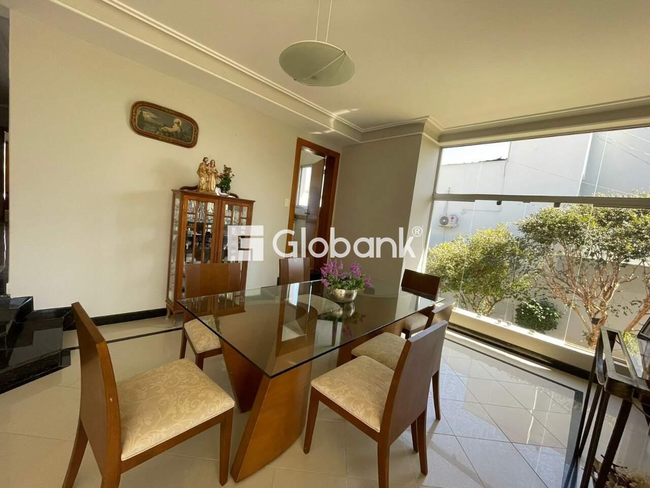 Casa 4 quartos à venda Morada da Serra 346m² Montes Claros MG: 