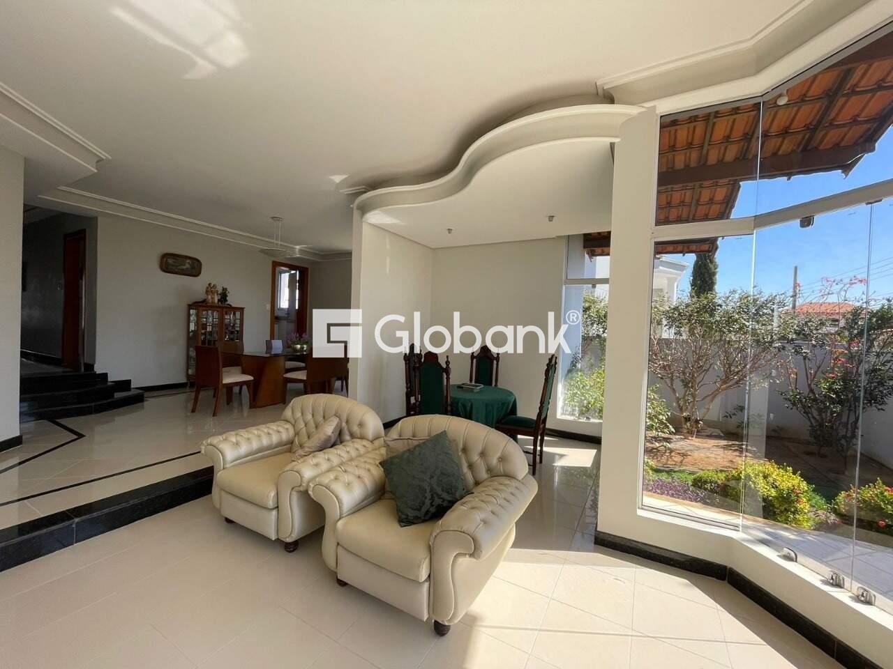 Casa 4 quartos à venda Morada da Serra 346m² Montes Claros MG: 