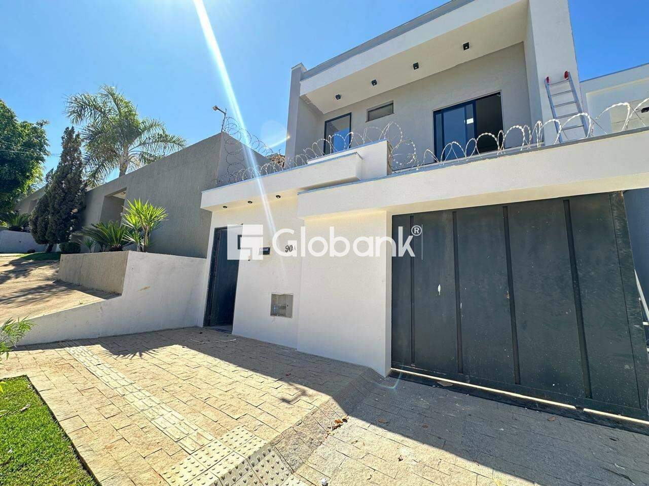 Sobrado 3 quartos à venda Ibituruna 165m² Montes Claros MG: Fachada 1