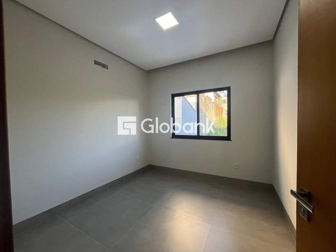 Sobrado 3 quartos à venda Ibituruna 165m² Montes Claros MG: Quarto