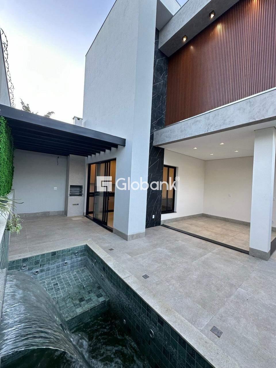 Casa 4 quartos à venda Ibituruna 0m² Montes Claros MG: PISCINA COM CASCATA