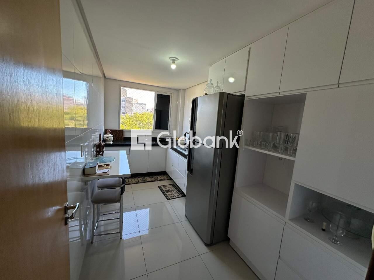 Apartamento 4 quartos à venda Morada do Sol 150m² Montes Claros MG: 