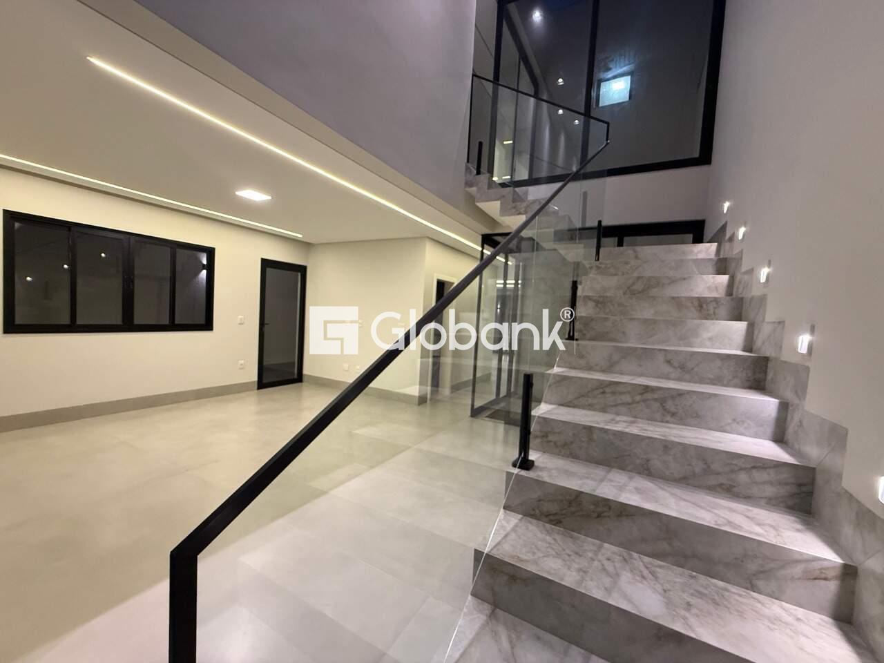 Casa 4 quartos à venda Ibituruna 220m² Montes Claros MG: 