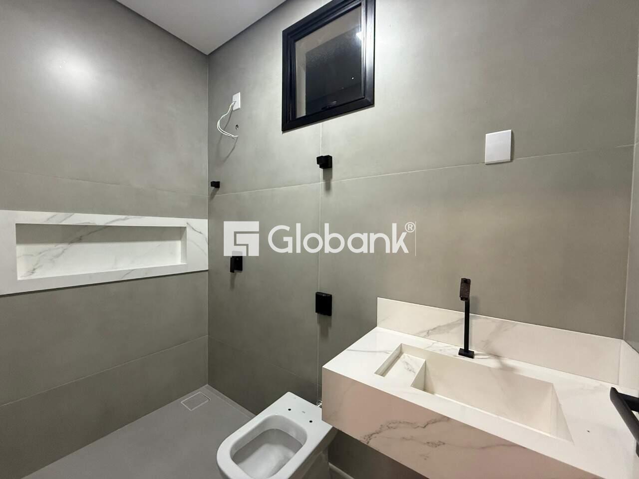Casa 4 quartos à venda Ibituruna 220m² Montes Claros MG: 