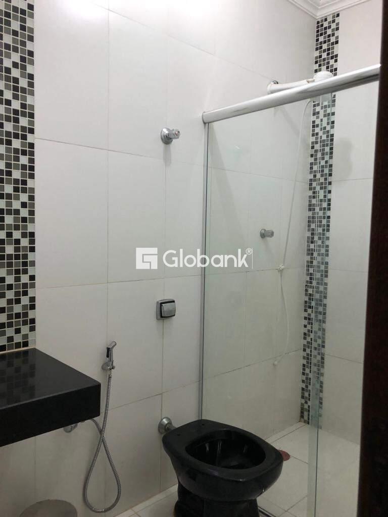 Casa 3 quartos à venda Vila Sumaré 140m² Montes Claros MG: 