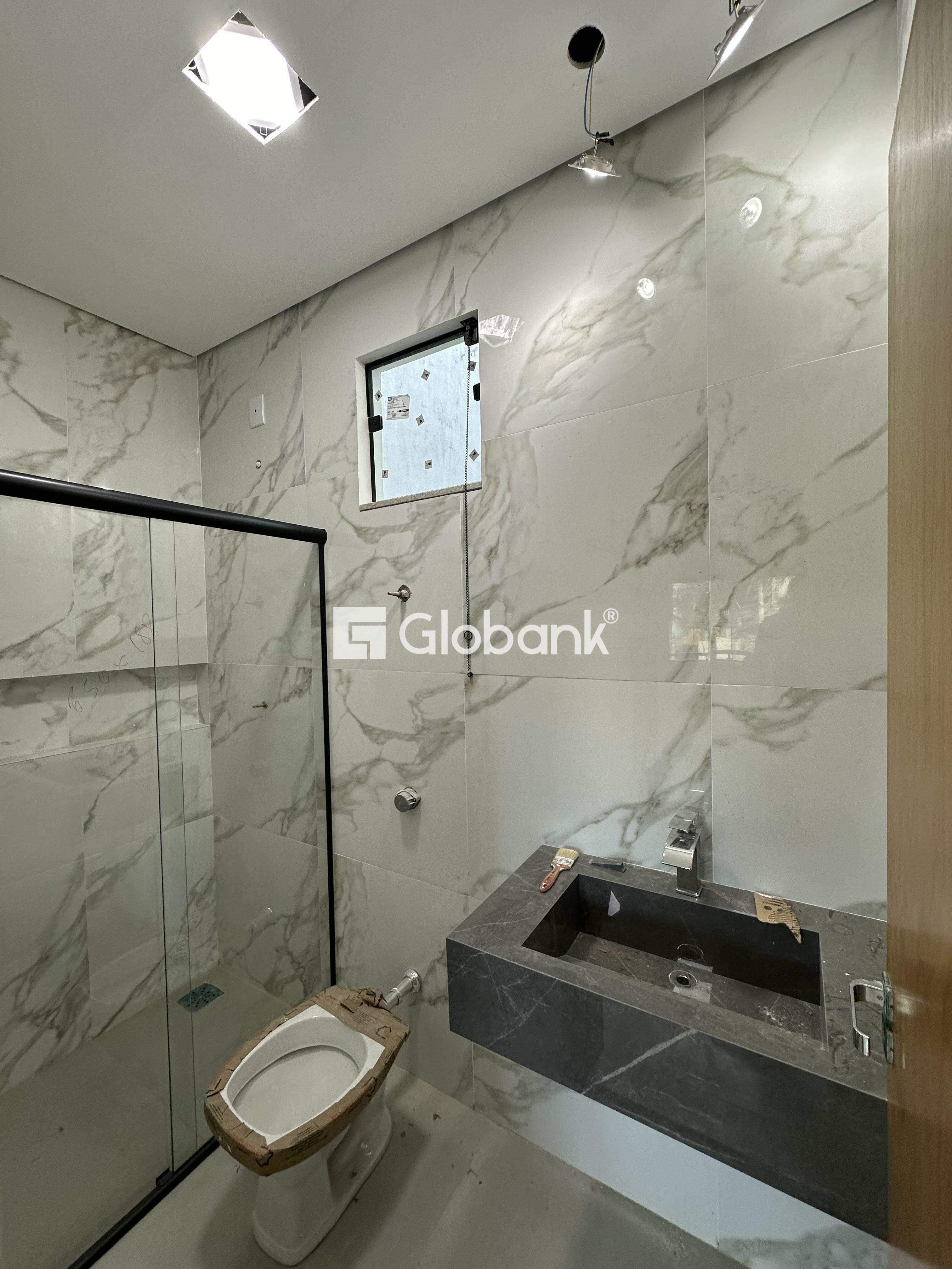Sobrado 4 quartos à venda Vila Sumaré 160m² Montes Claros MG: 