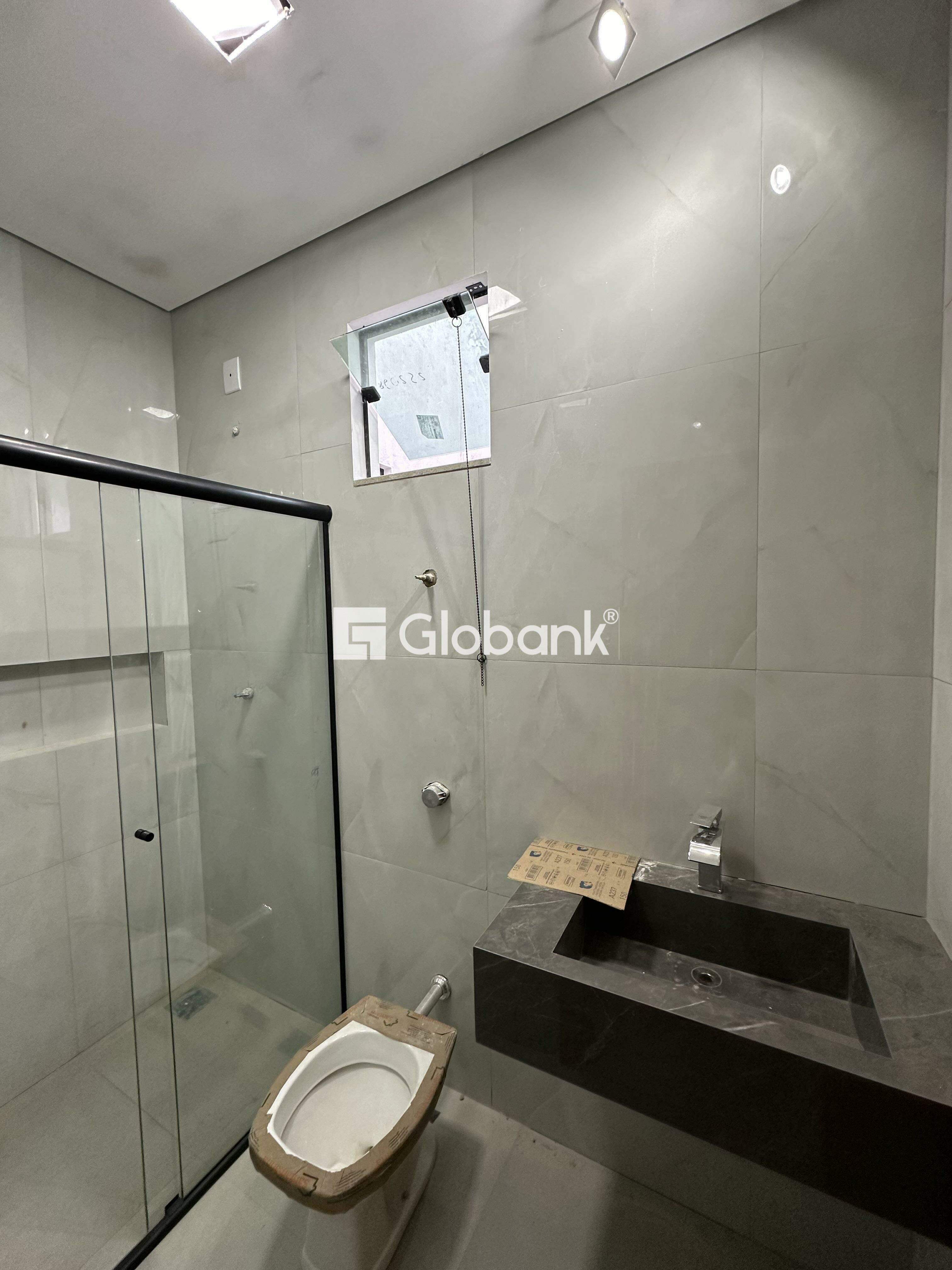 Sobrado 4 quartos à venda Vila Sumaré 160m² Montes Claros MG: 