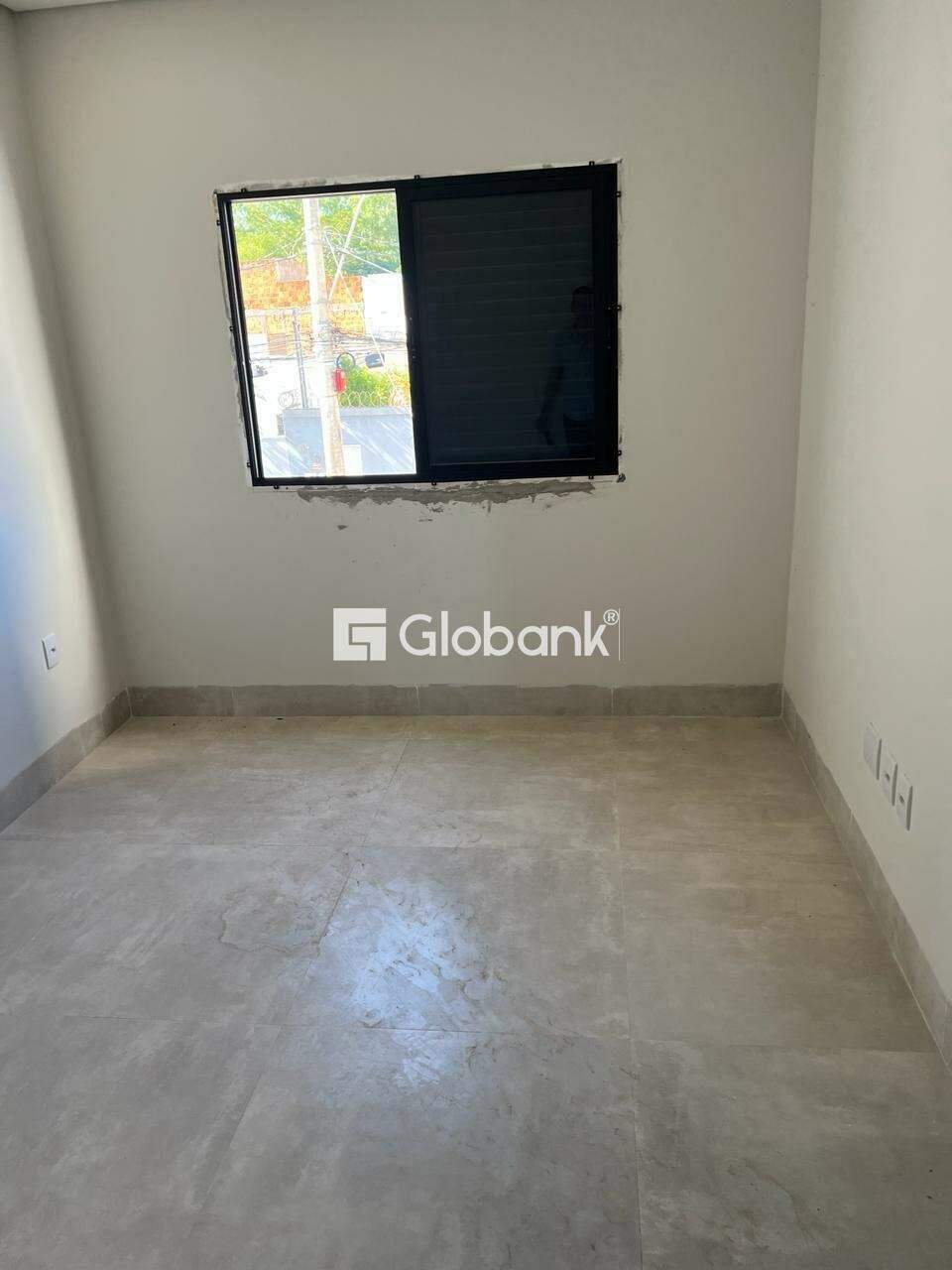 Sobrado 3 quartos à venda Ibituruna 130m² Montes Claros MG: Quarto