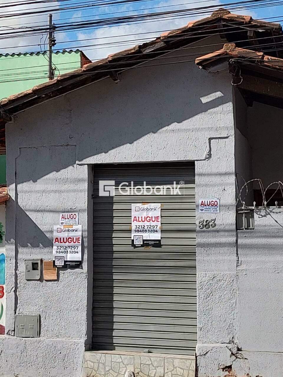 Ponto comercial para aluguel Centro 30m² Montes Claros MG: Fachada