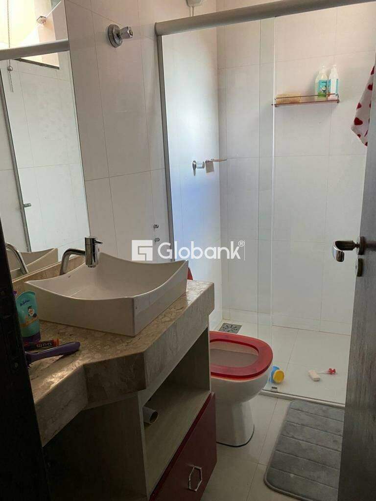 Casa 5 quartos à venda Belvedere 0m² Montes Claros MG: 