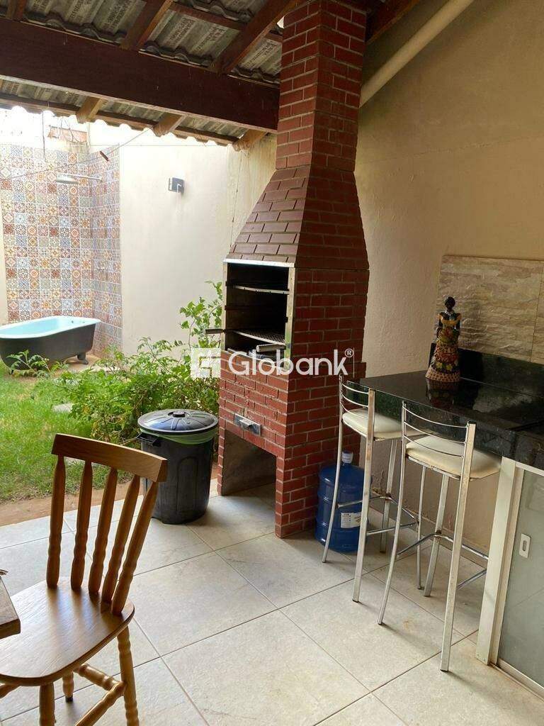 Casa 5 quartos à venda Belvedere 0m² Montes Claros MG: 