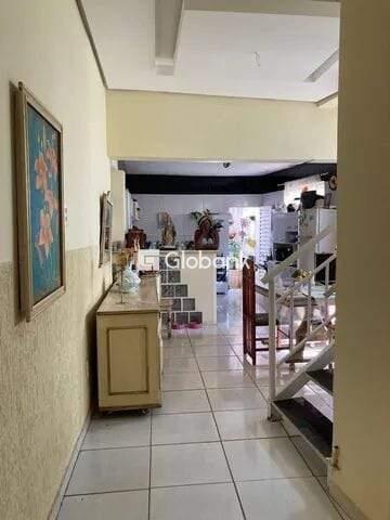 Casa 5 quartos à venda Centro 190m² Montes Claros MG: 