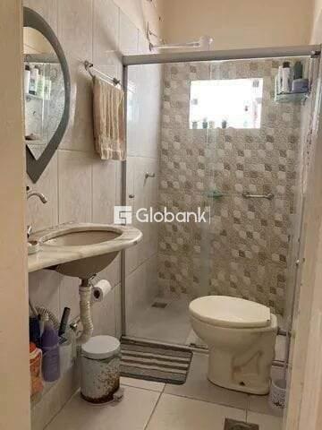 Casa 5 quartos à venda Centro 190m² Montes Claros MG: 