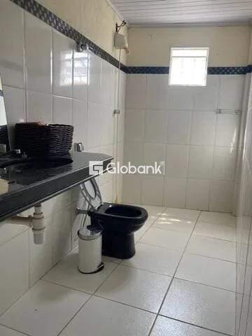 Casa 5 quartos à venda Centro 190m² Montes Claros MG: 