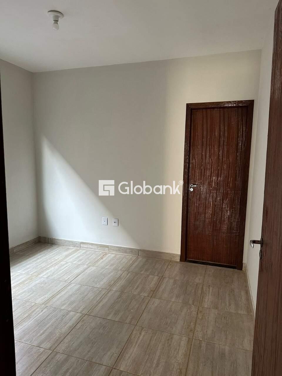 Casa 2 quartos à venda Jardim Primavera 46m² Montes Claros MG: 