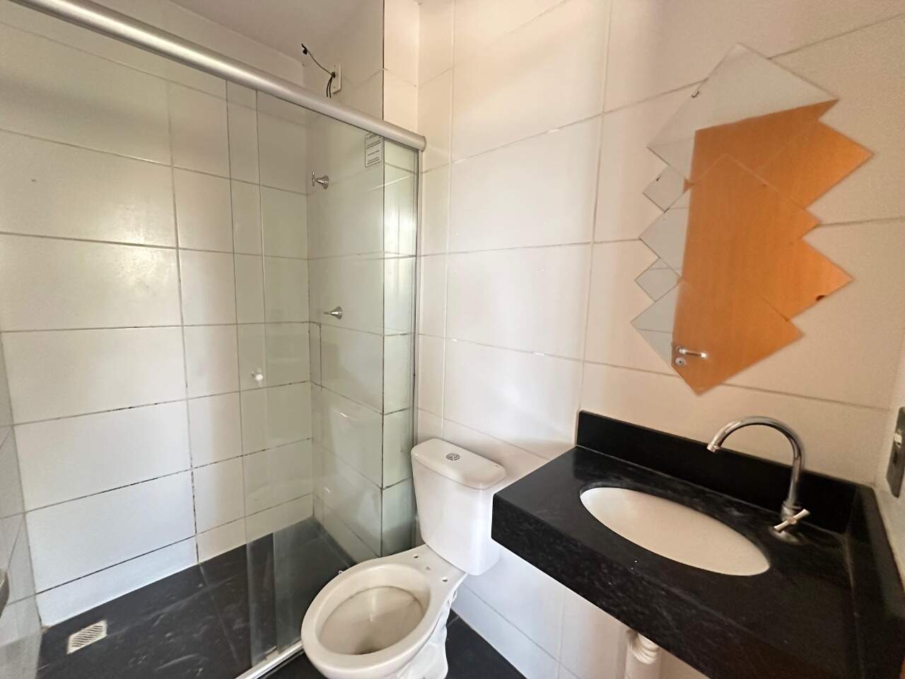 Apartamento 2 quartos para aluguel Belvedere 50m² Montes Claros MG: Banheiro social