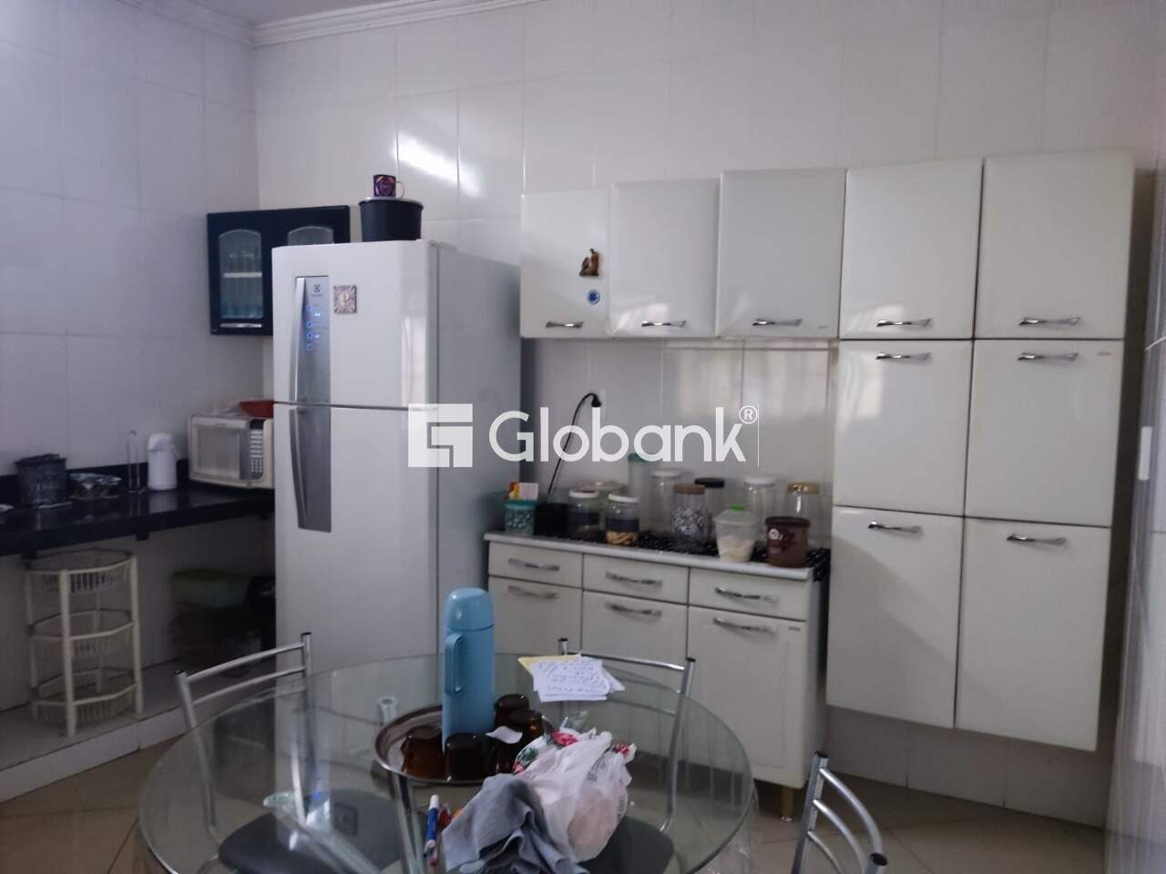 Casa 2 quartos à venda Esplanada 90m² Montes Claros MG: 