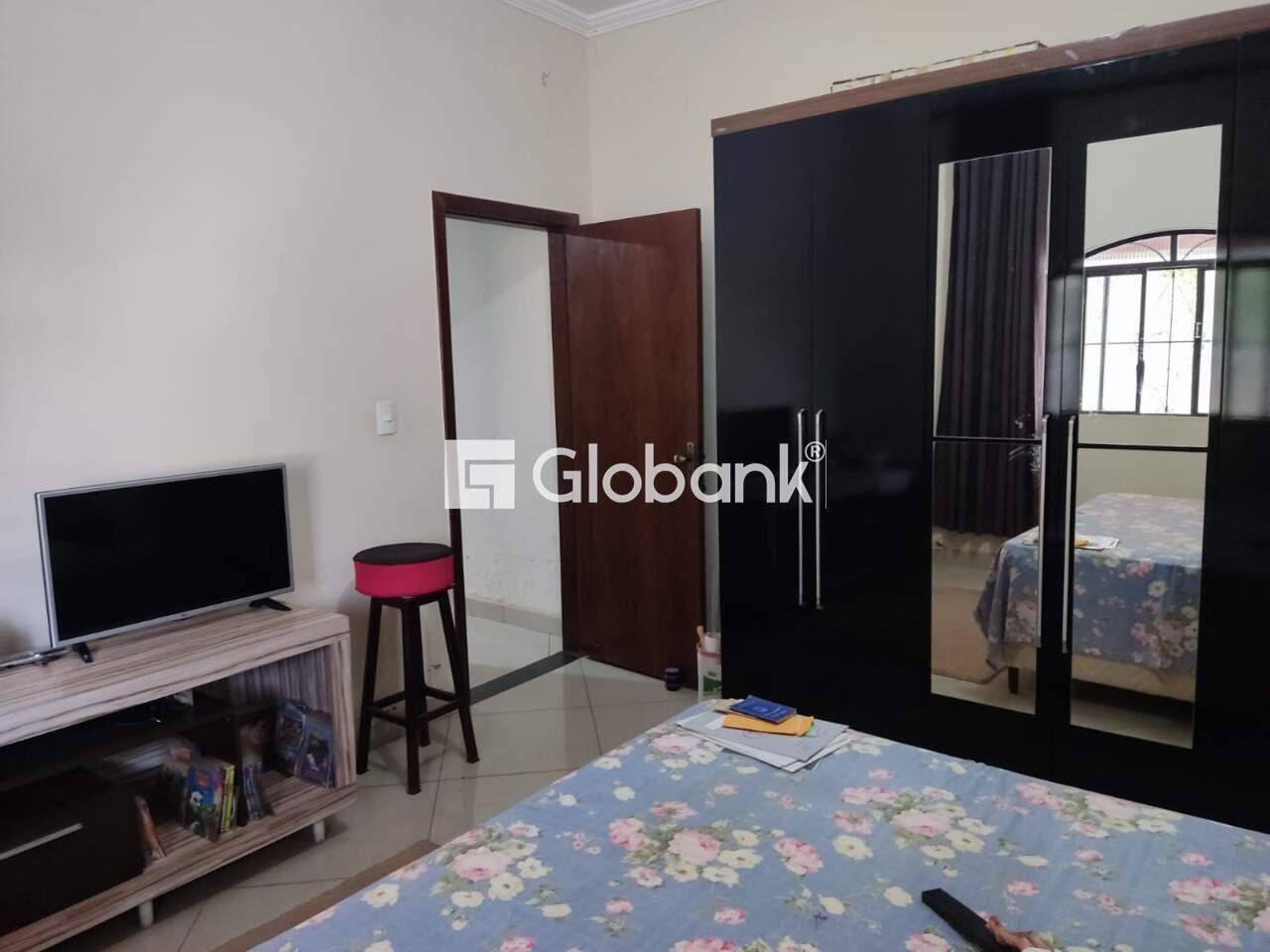Casa 2 quartos à venda Esplanada 90m² Montes Claros MG: 