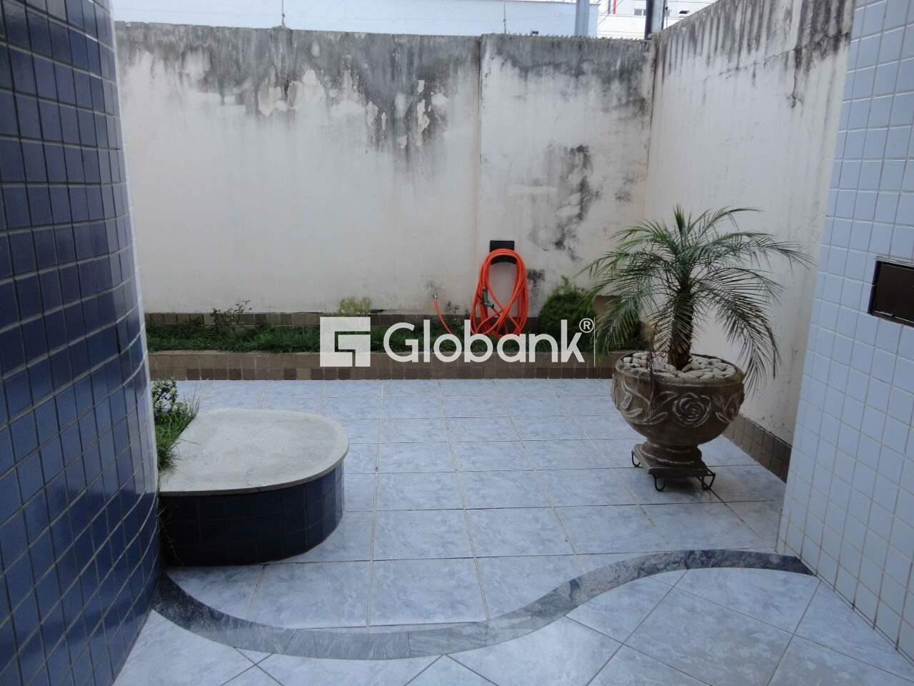 Apartamento 3 quartos à venda Centro 0m² Montes Claros MG: 