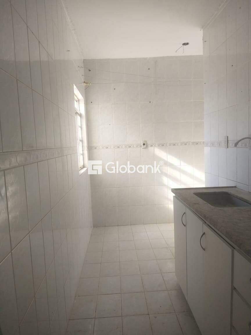 Apartamento 3 quartos à venda Alice Maia 0m² Montes Claros MG: Cozinha