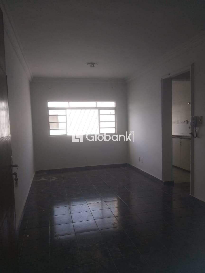 Apartamento 3 quartos à venda Alice Maia 0m² Montes Claros MG: Sala