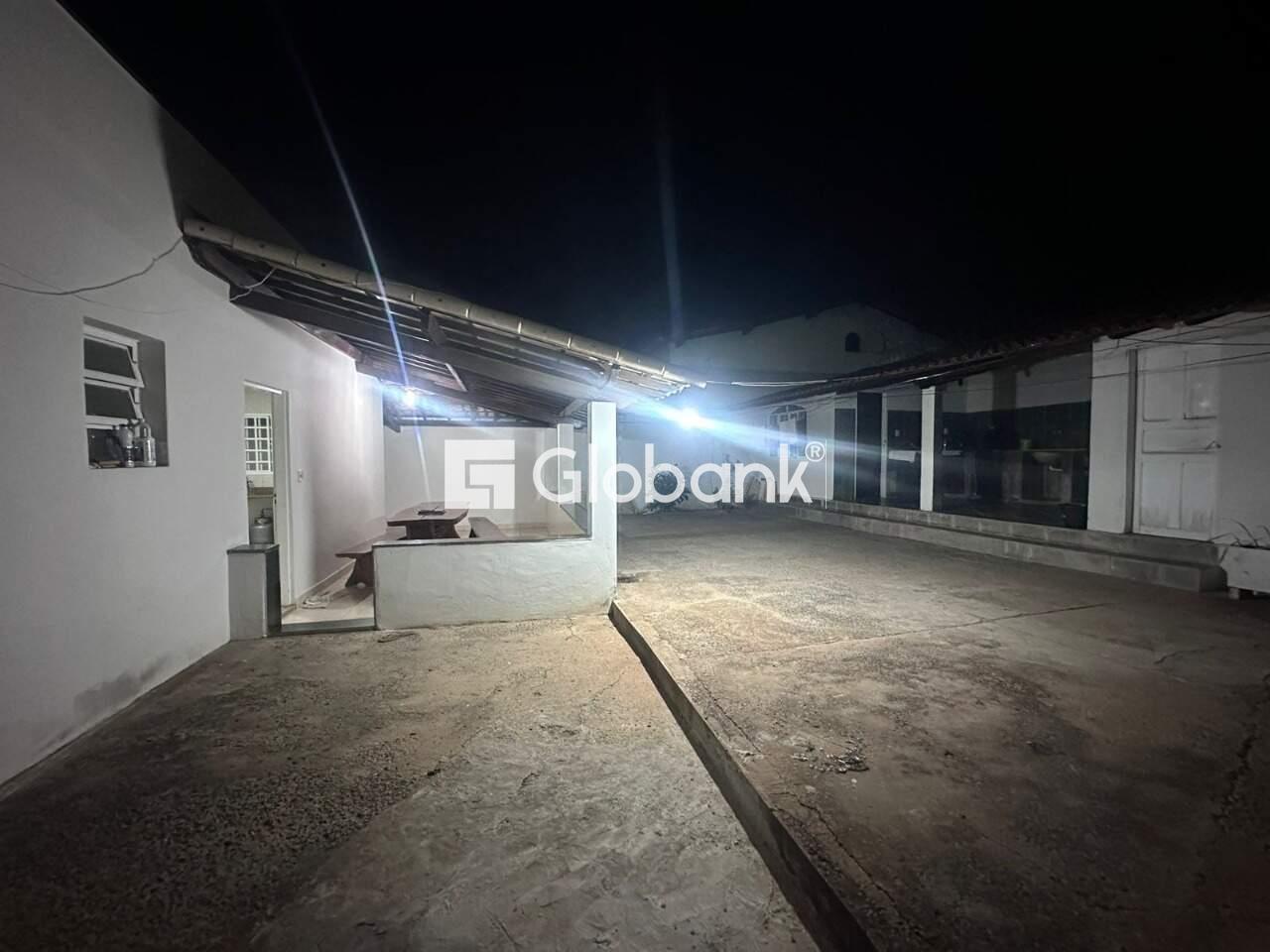 Casa 4 quartos à venda Vera Cruz 290m² Montes Claros MG: 