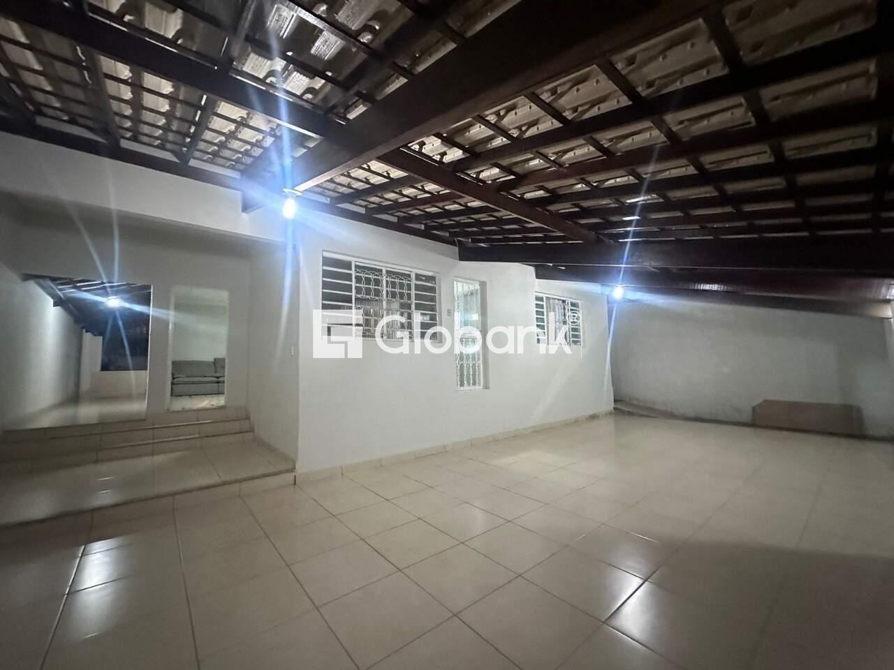 Casa 4 quartos à venda Vera Cruz 290m² Montes Claros MG: 