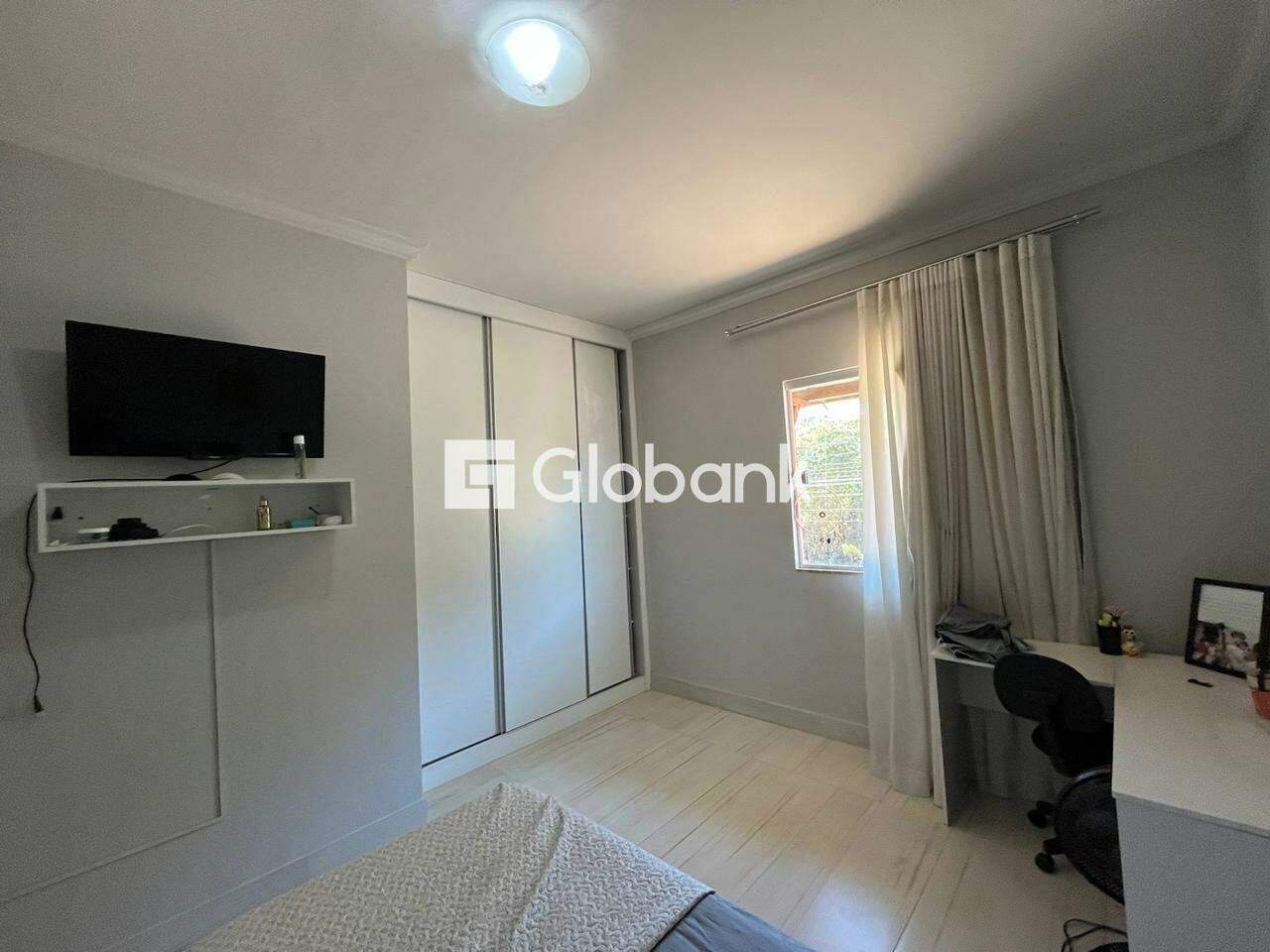 Casa 4 quartos à venda Morada do Parque 115m² Montes Claros MG: DORMIT RIO