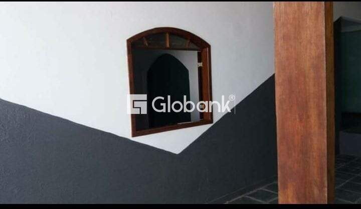 Casa 3 quartos à venda Alto Floresta 0m² Montes Claros MG: