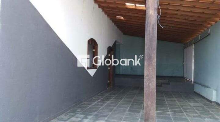 Casa 3 quartos à venda Alto Floresta 0m² Montes Claros MG: