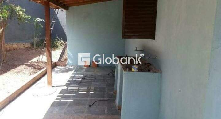 Casa 3 quartos à venda Alto Floresta 0m² Montes Claros MG: