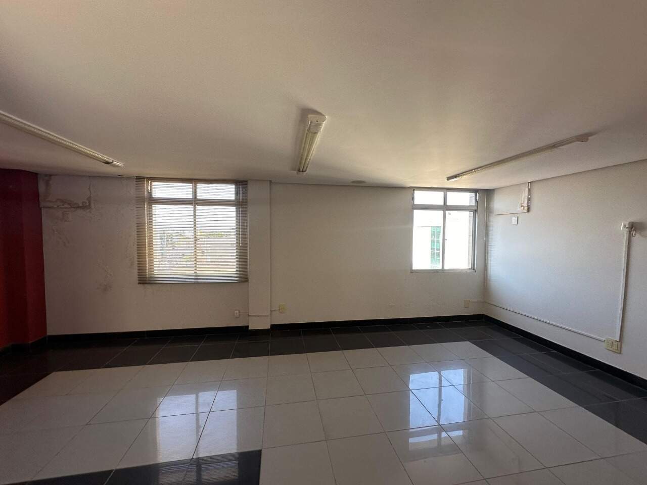 Ponto comercial para aluguel Centro 123m² Montes Claros MG: 