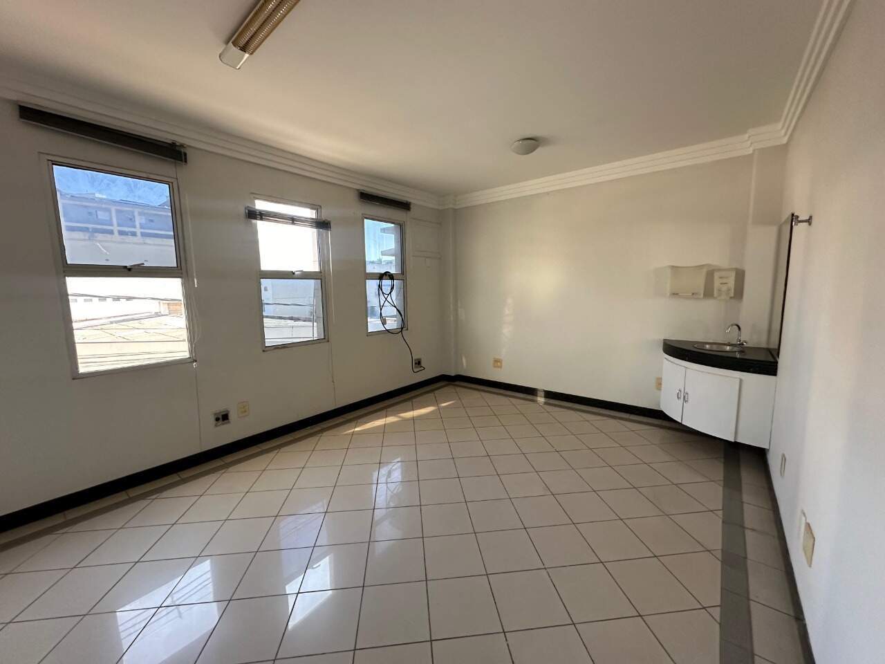 Ponto comercial para aluguel Centro 461m² Montes Claros MG: 
