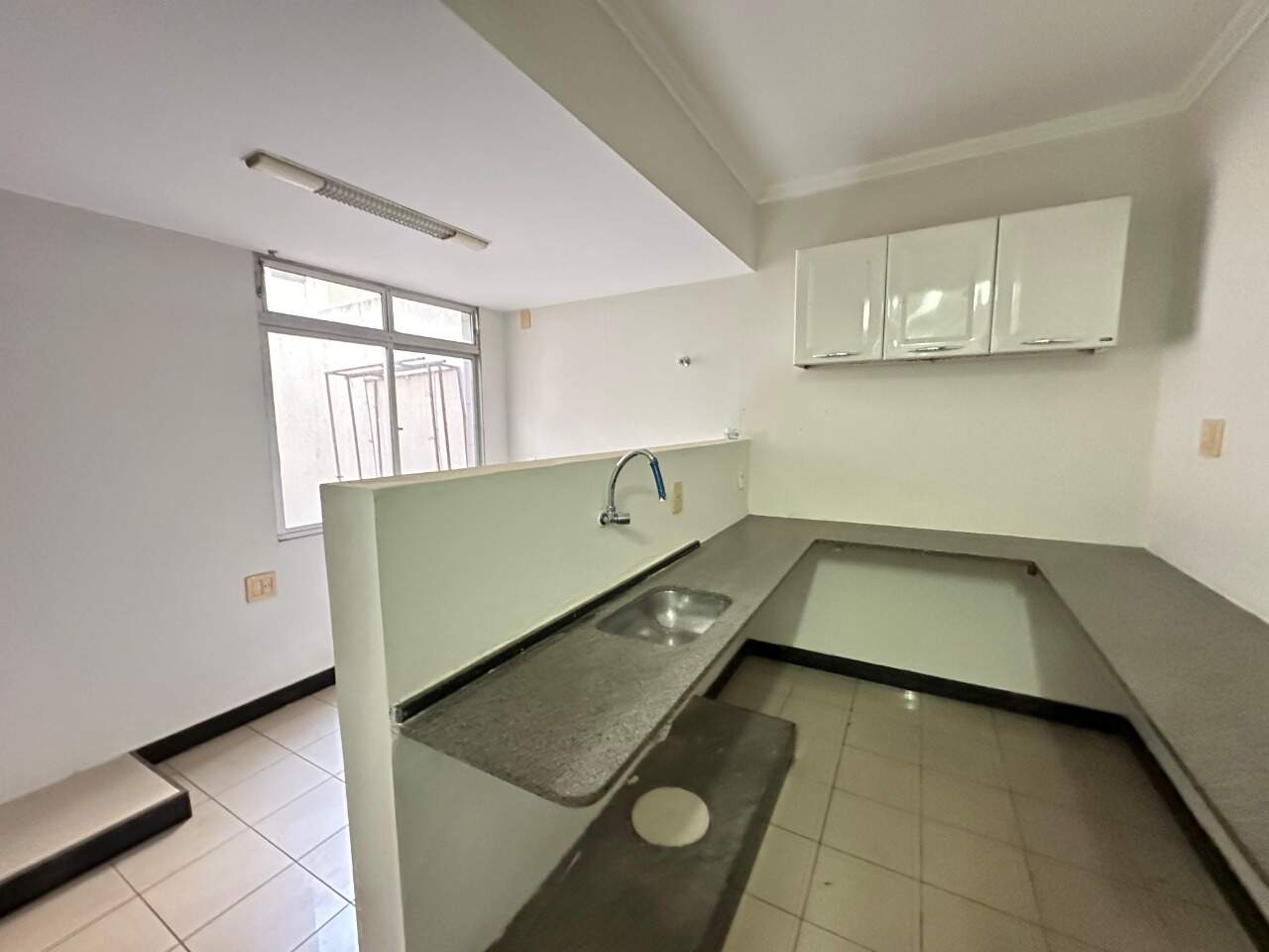 Ponto comercial para aluguel Centro 461m² Montes Claros MG: Copa