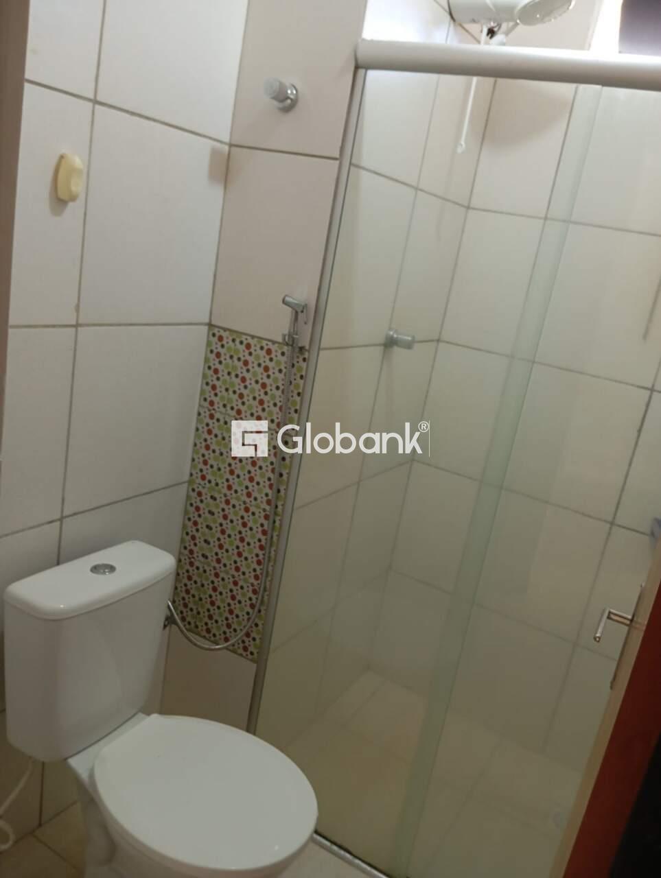 Apartamento 2 quartos à venda Universitário 55m² Montes Claros MG: Banheiro social
