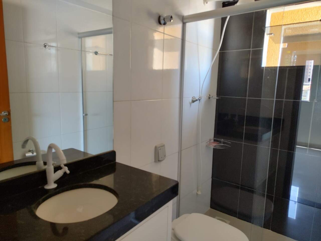 Apartamento 3 quartos para aluguel Todos os Santos 80m² Montes Claros MG: Banheiro