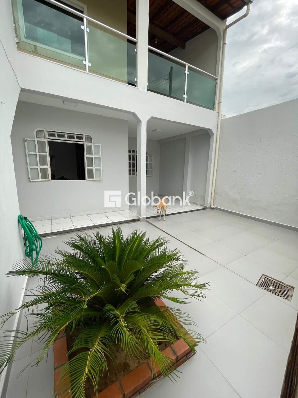 Casa 3 quartos à venda Edgar Pereira 110m² Montes Claros MG: 