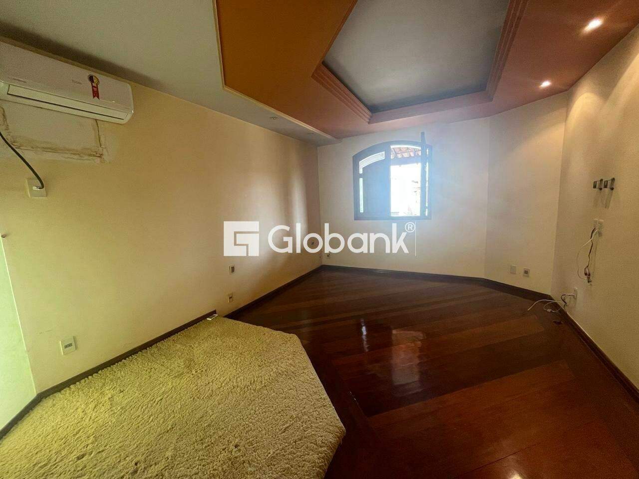 Casa 5 quartos à venda Morada do Sol 300m² Montes Claros MG: DORMIT RIO-SU TE-MASTER
