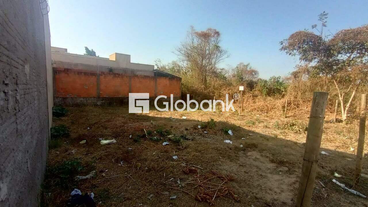 Terreno à venda Planalto 238m² Montes Claros MG: 