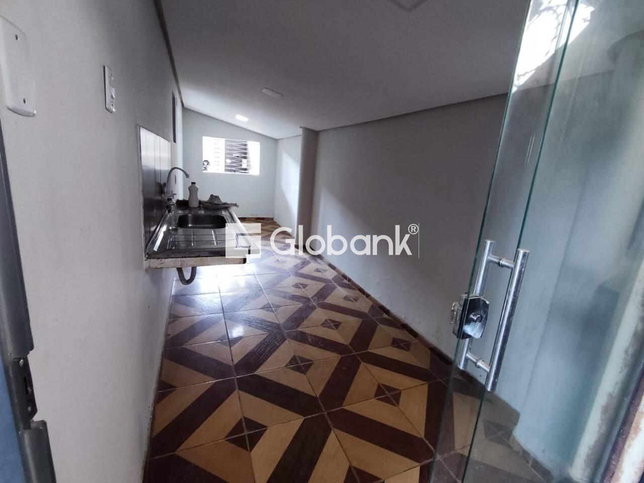 Casa 2 quartos à venda Planalto 135m² Montes Claros MG: 