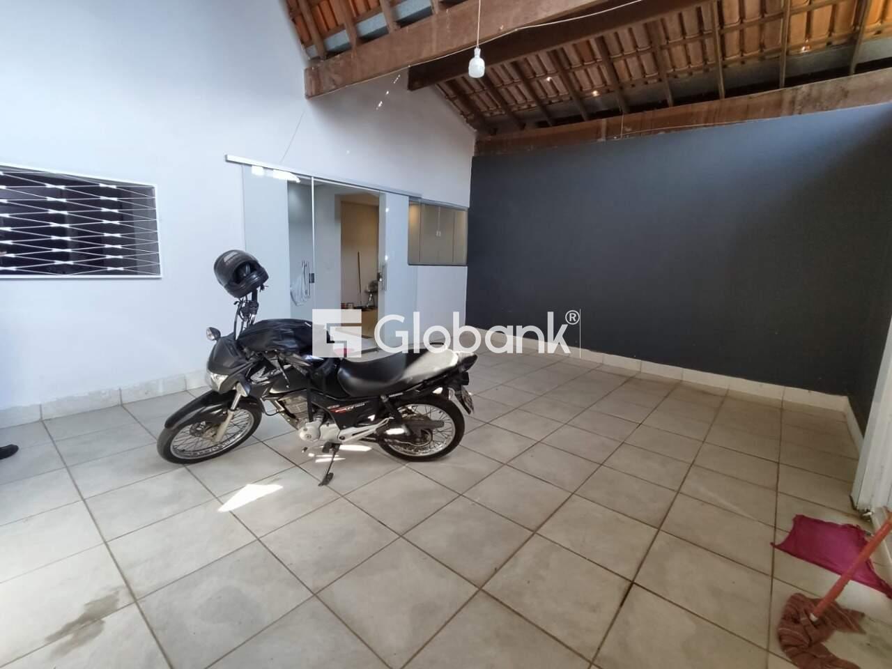 Casa 2 quartos à venda Planalto 135m² Montes Claros MG: 