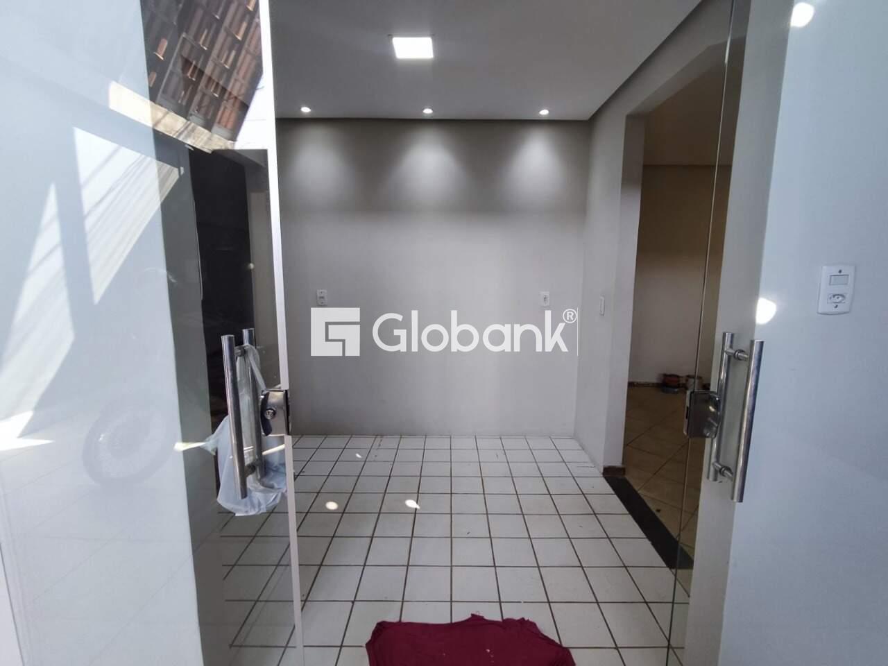 Casa 2 quartos à venda Planalto 135m² Montes Claros MG: 