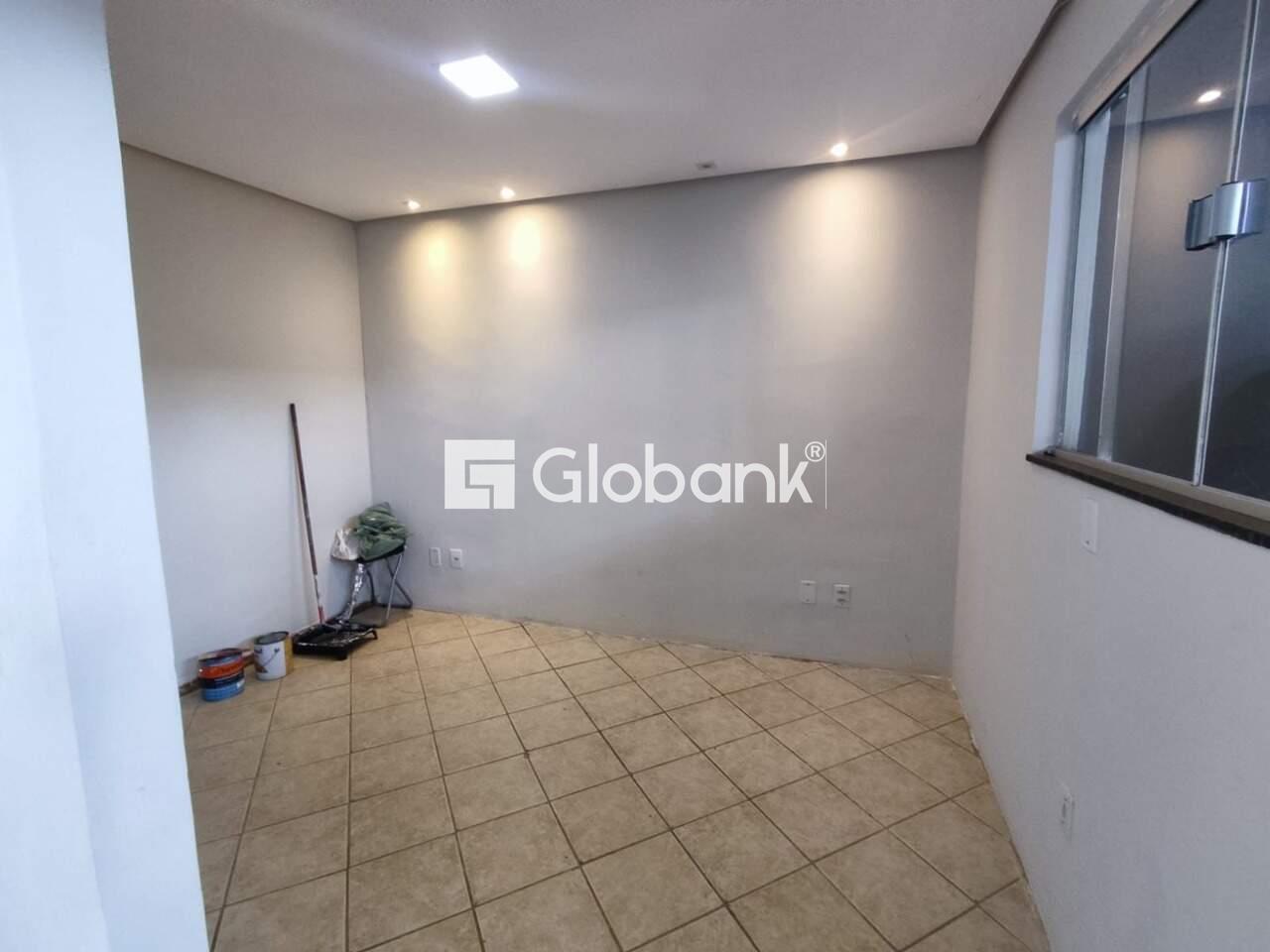Casa 2 quartos à venda Planalto 135m² Montes Claros MG: 