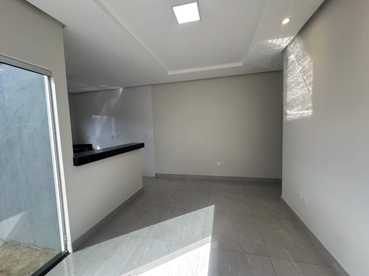 Casa 3 quartos para aluguel Jardim Olímpico 90m² Montes Claros MG: Sala.