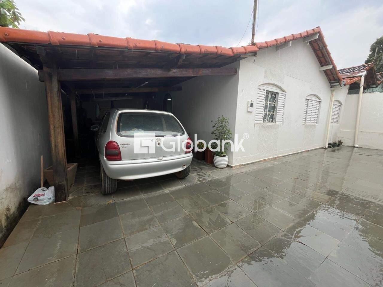 Casa 3 quartos à venda Conjunto Residencial JK 100m² Montes Claros MG: 