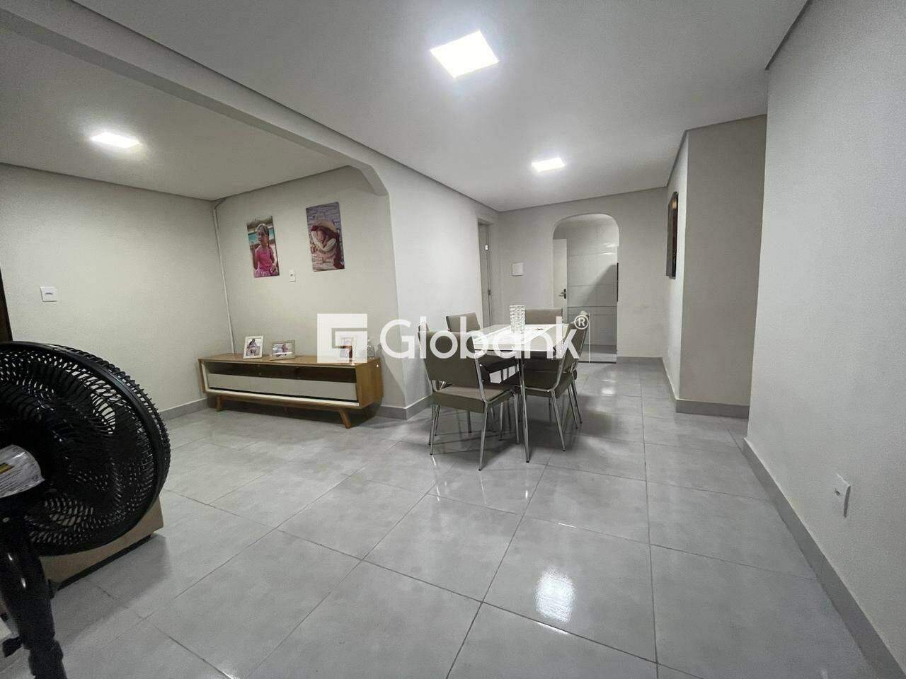 Casa 3 quartos à venda Conjunto Residencial JK 100m² Montes Claros MG: SALA