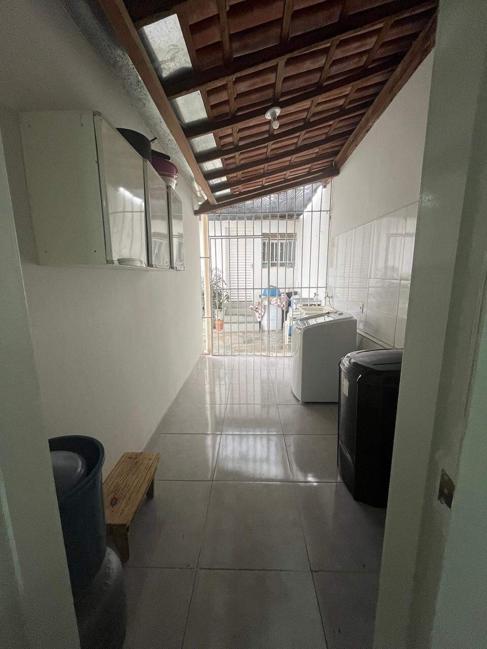 Casa 3 quartos à venda Conjunto Residencial JK 100m² Montes Claros MG: REA DE SERVI O