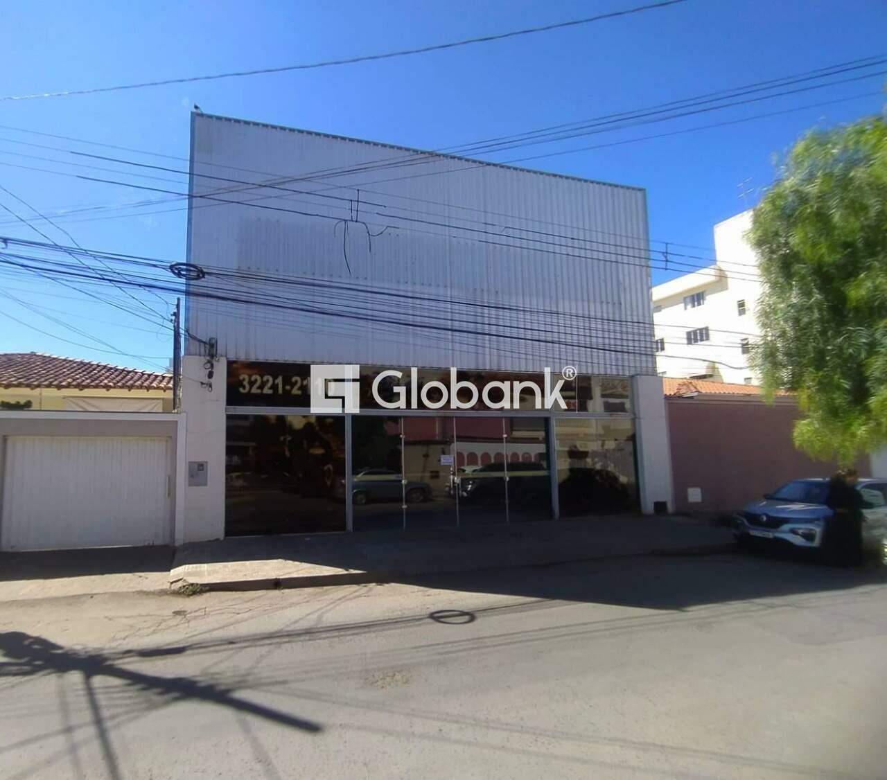 Galpão à venda São José 360m² Montes Claros MG: Fachada