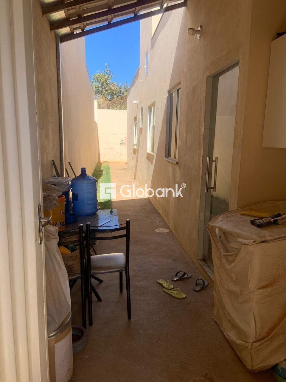 Casa 3 quartos à venda Santa Rafaela 90m² Montes Claros MG: 